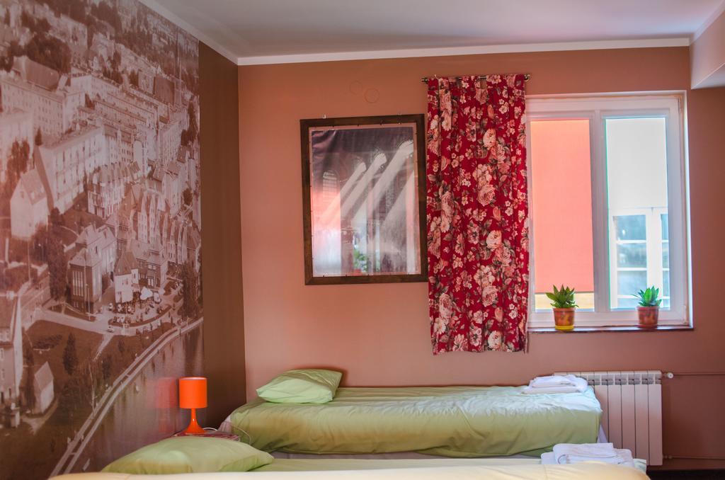 Dos Patos Bed and Breakfast Ełk Rum bild